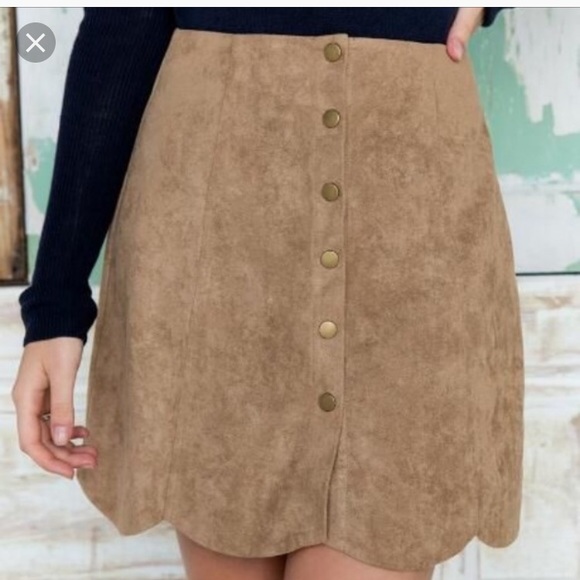 Blue Rain Dresses & Skirts - 🔥HOST PICK🔥Blue Rain Scallop Suede Short Skirt S